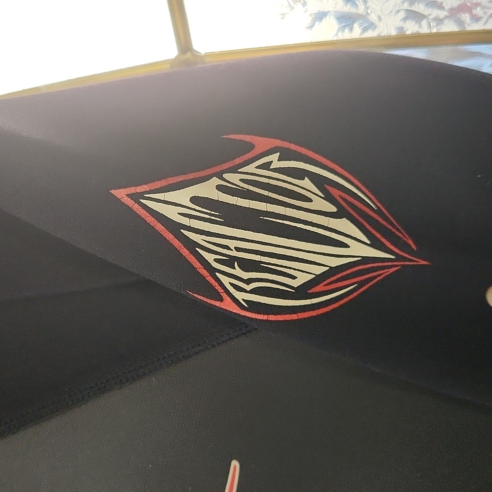 O'NEILL RECTOR 3/2mm Full Body Wetsuit Black/Red Size Small - Picture 3 of 8